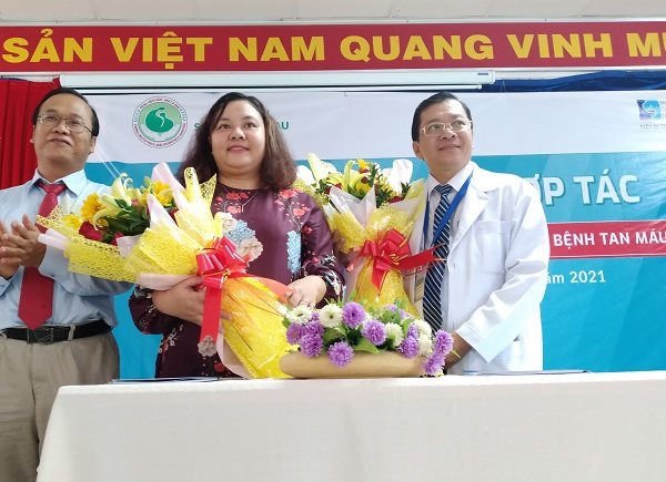 Cà Mau: Ký kết chương trình hợp tác xét nghiệm gien miễn phí tầm soát bệnh tan máu bẩm sinh 9