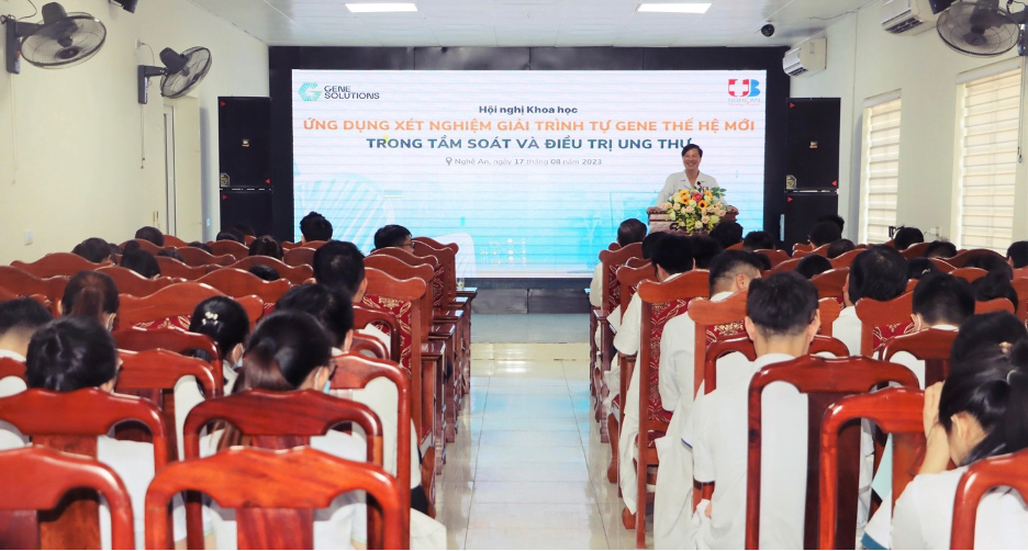 Toàn cảnh hội thảo khoa học