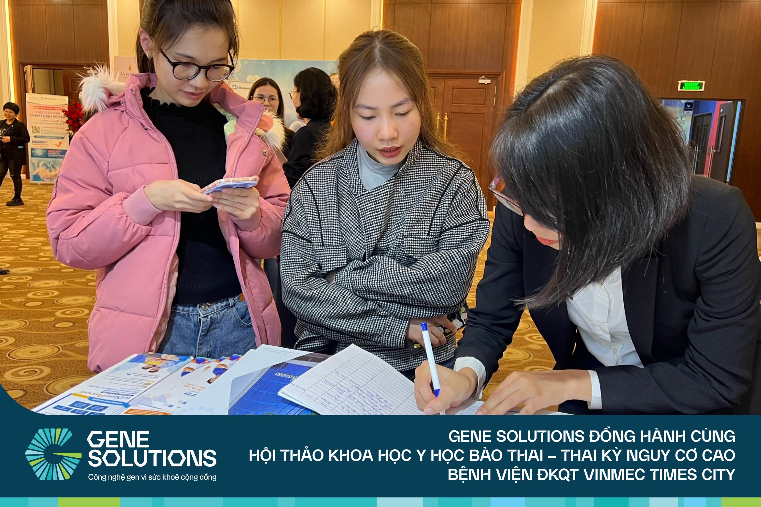 Gene Solutions đồng hành cùng Hội thảo khoa học Y học bào thai - Thai kỳ nguy cơ cao của Bệnh viện ĐKQT Vinmec 17