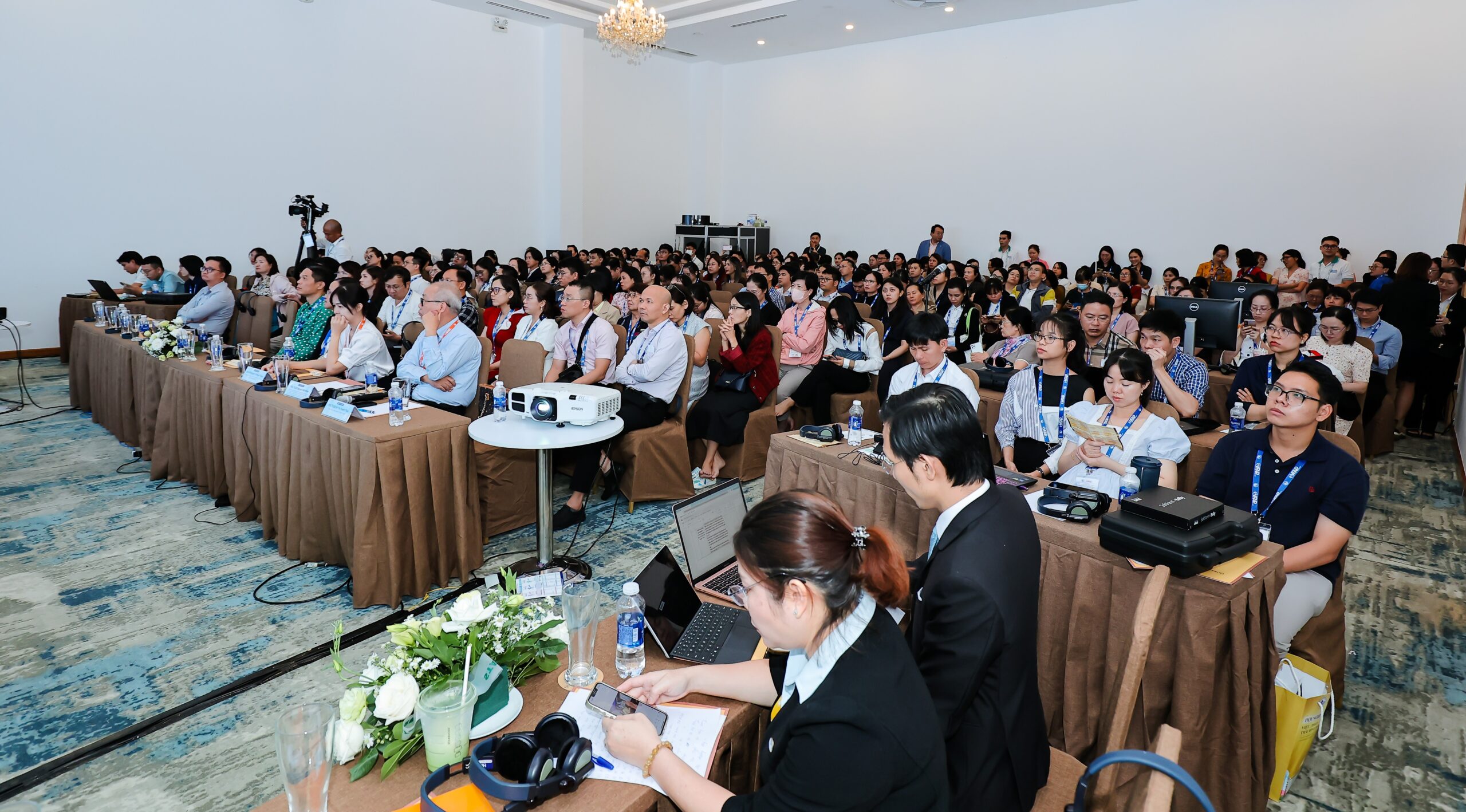 Gần 300 bác sĩ tham dự hội thảo khoa học của Gene Solutions tại hội nghị VFAP 2025 3