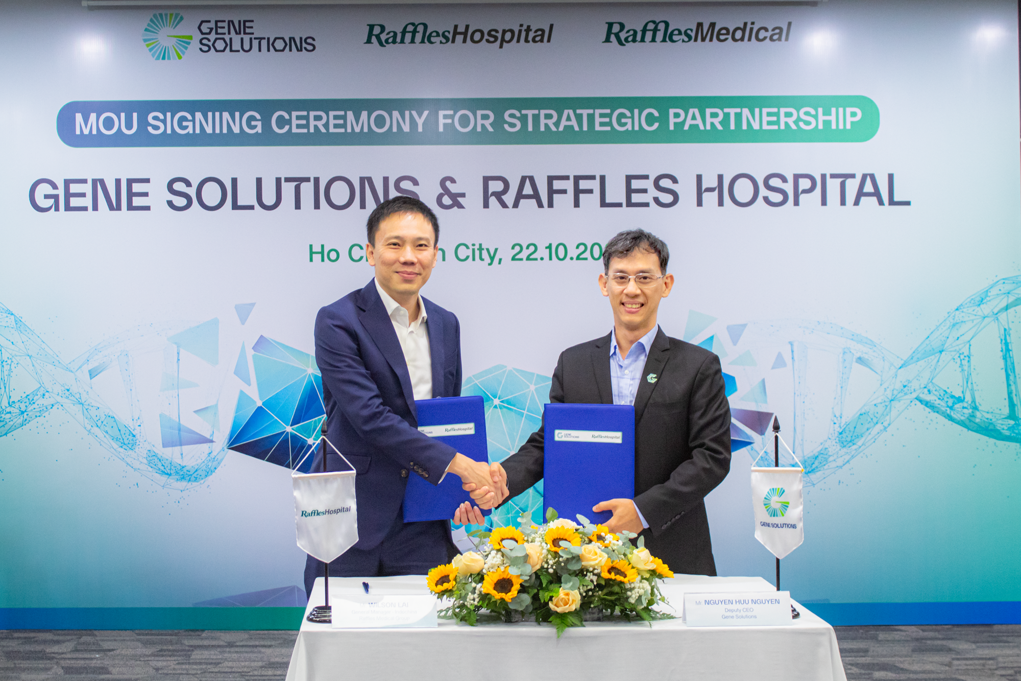Gene Solutions và Raffles Medical Group ký kết hợp tác chiến lược trong nghiên cứu thử nghiệm lâm sàng 1 Đại diện của Gene Solutions và Raffles Medical Group tại Lễ ký kết biên bản ghi nhớ (MOU)