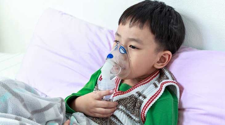 Khó thở hoặc thở yếu có thể là dấu hiệu bệnh teo cơ tuỷ sống SM