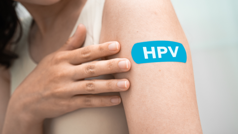 Đã tiêm phòng HPV vẫn cần tầm soát ung thư cổ tử cung