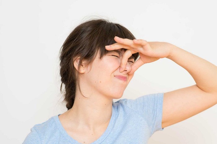 Khí hư có mùi hôi có nguy hiểm không?